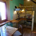 Casa Della Casa * San Severino Marche