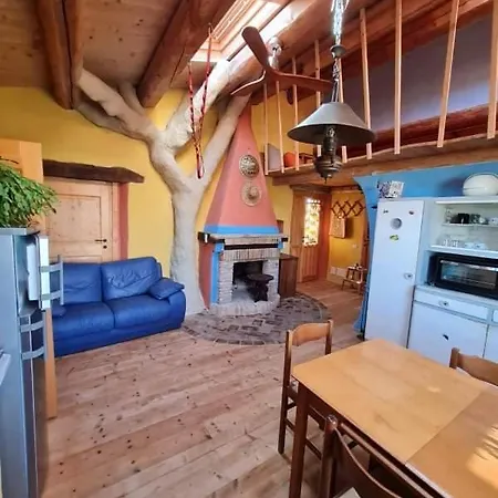 Casa Della Casa * San Severino Marche