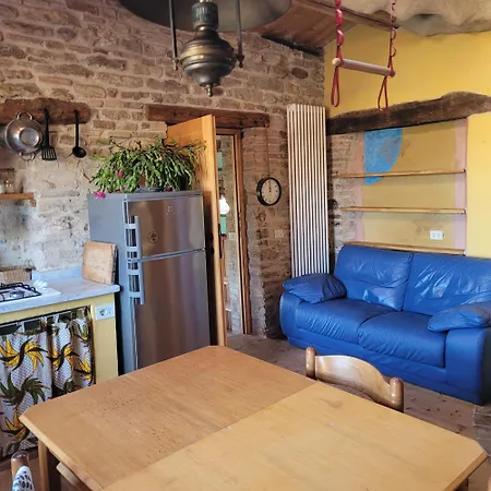 Casa Della Casa Daire *