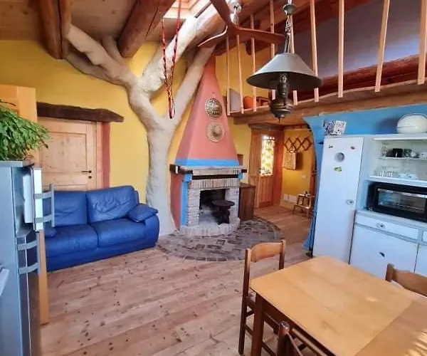 Casa Della Casa * San Severino Marche